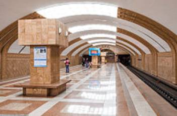 C:\Users\MIRAM\Desktop\220px-Raiymbek_Batyr_Subway_Station.jpg