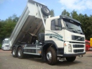 http://promportal.su/foto/good_fotos/120/1205128/volvo_fm13_400_euro_4_6x4_new_gruzovik_samosval_foto_largest.jpg